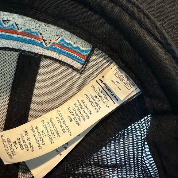Patagonia SnapBack Logo Cap Adjustable Black Mesh Trucker Hat - Picture 4 of 5